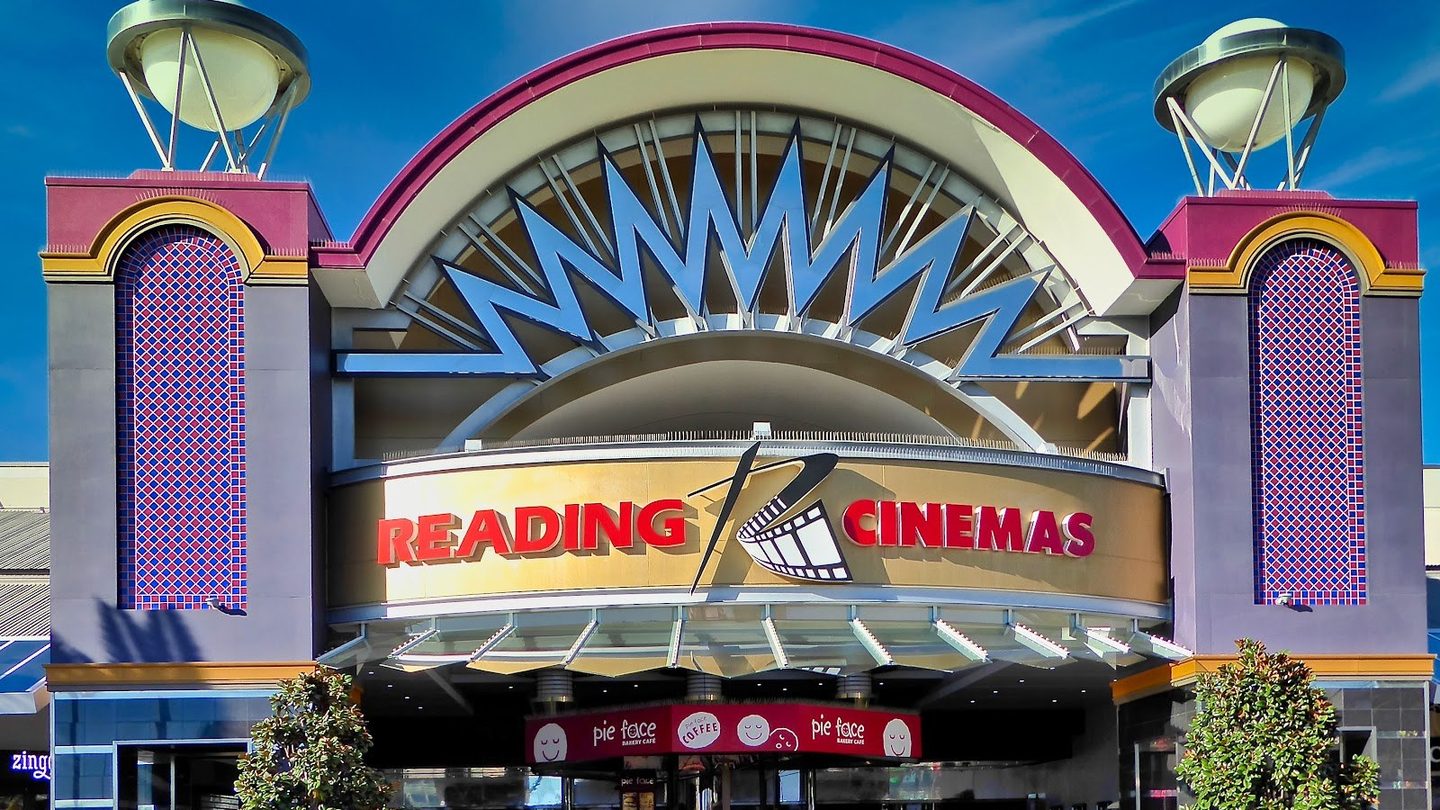 The Reading Cinemas sunburst sign at Harbour Town